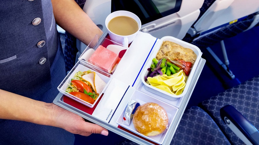 Đồ uống pha với nước nóng (trà và cà phê)